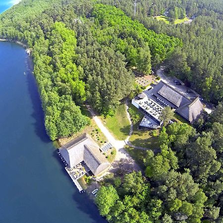 Van Der Valk Naturresort Drewitz Nossentiner Huette Eksteriør billede