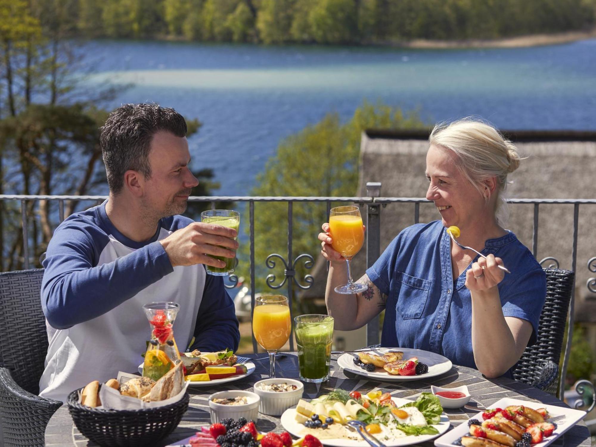 Van Der Valk Naturresort Drewitz Nossentiner Huette Eksteriør billede