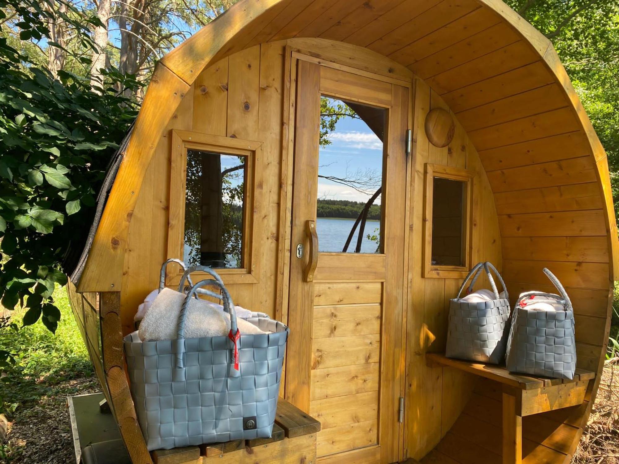Van Der Valk Naturresort Drewitz Nossentiner Huette Eksteriør billede